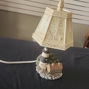 Table lamp